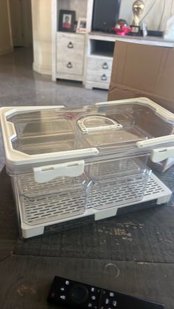 Large Snackle Box Container