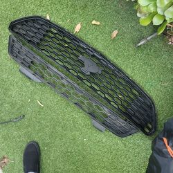 Ford Mustang 2015-2017 Front Bumper Upper Grille  OEM