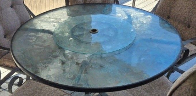 FREE TABLE ONLY