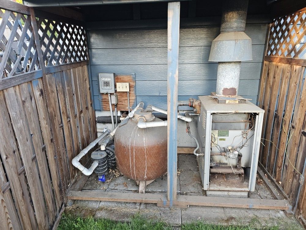 Complete In Ground Pool Pump / Heater ETC. You Haul