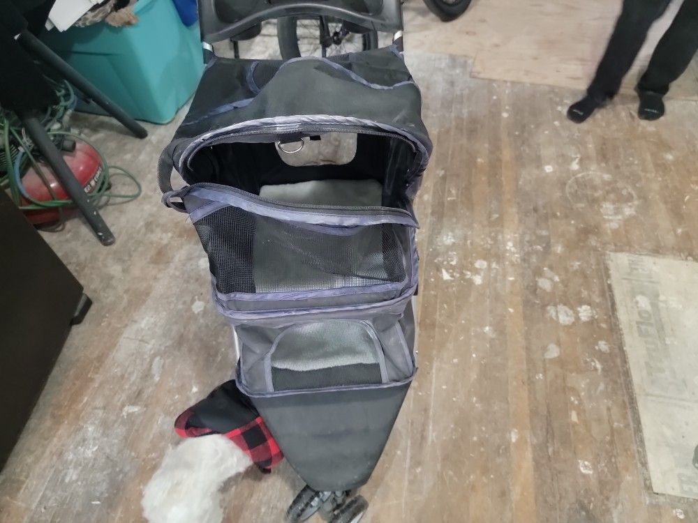 Free Dog Stroller