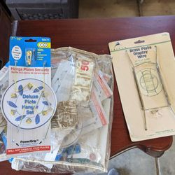 Plate Hangers 