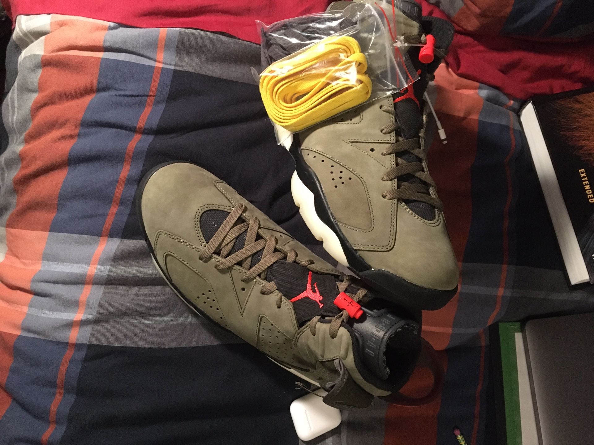 Travis Scott Air Jordan 6 Size 11.5