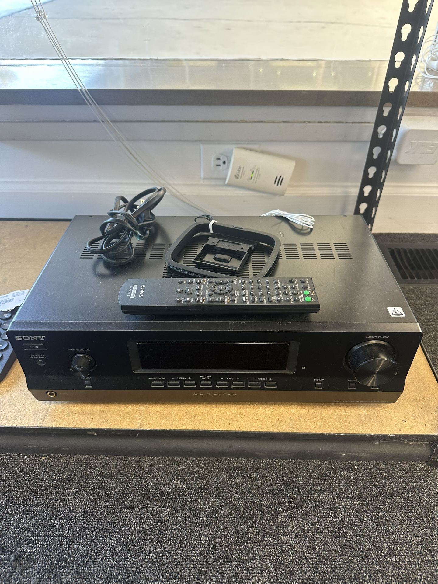 Sony Receiver w Remote