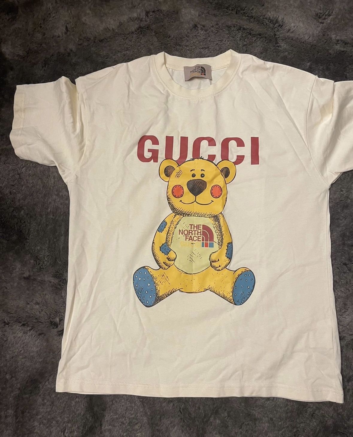 Gucci northface bear t shirt for Sale in Renton, WA - OfferUp