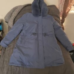 Women’s Winter Coat Brand New Never Worn 