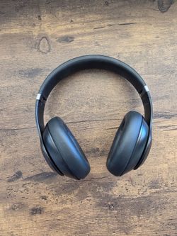 Beats Studio Pro Wireless Headphones – Black – $110 OBO