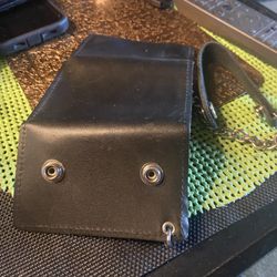 No Name Leather Tri Fold Wallet 3”x4.5” With Chain 