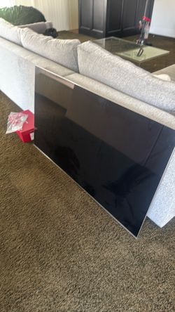 Samsung 55 Inch Tv with Samsung One Connect Box