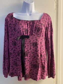Cute blouse, size M