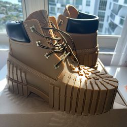 Brand New Mschf 2x4 Boots Sz. 12 !