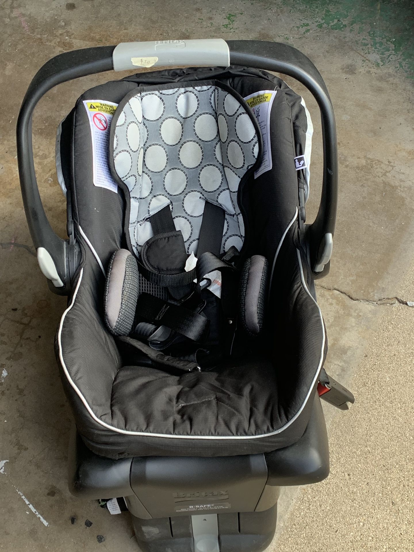 Baby car seat ( Britax) excellent condition