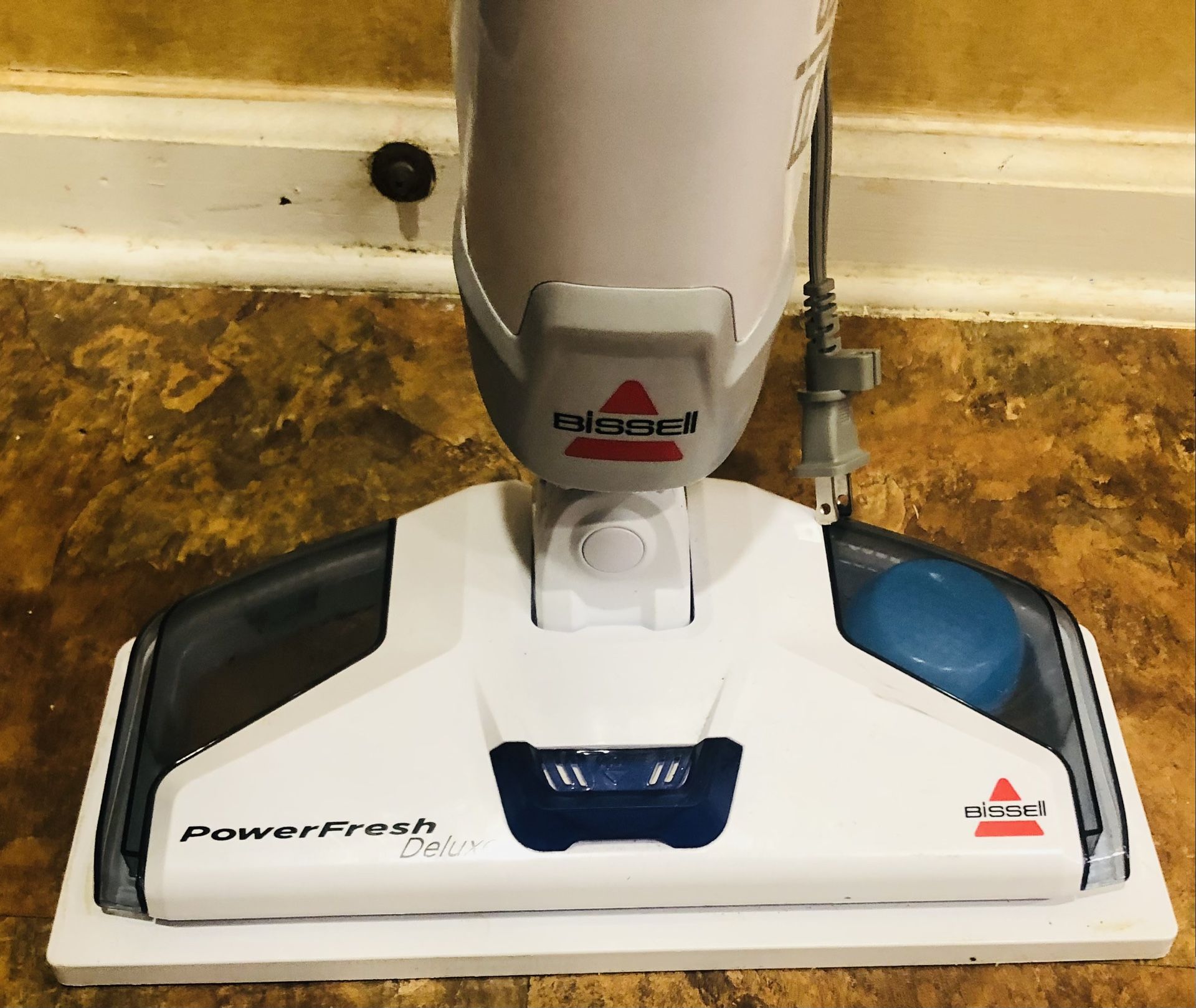 Bissell Power Fresh Deluxe Sanitizing Steam Mop - Great Condition!