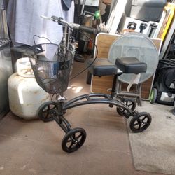 4 Wheel - Knee/Leg Cart W/Paddes Seat