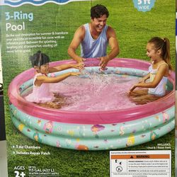 New Bluescape 3-ring Pool