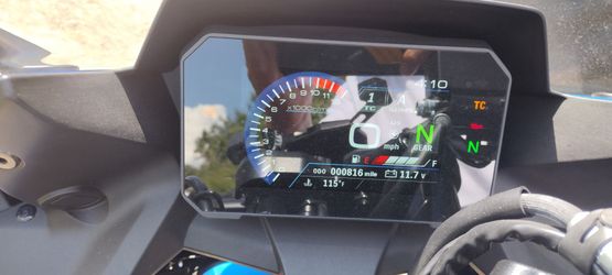 Suzuki GSX 8R (2024)