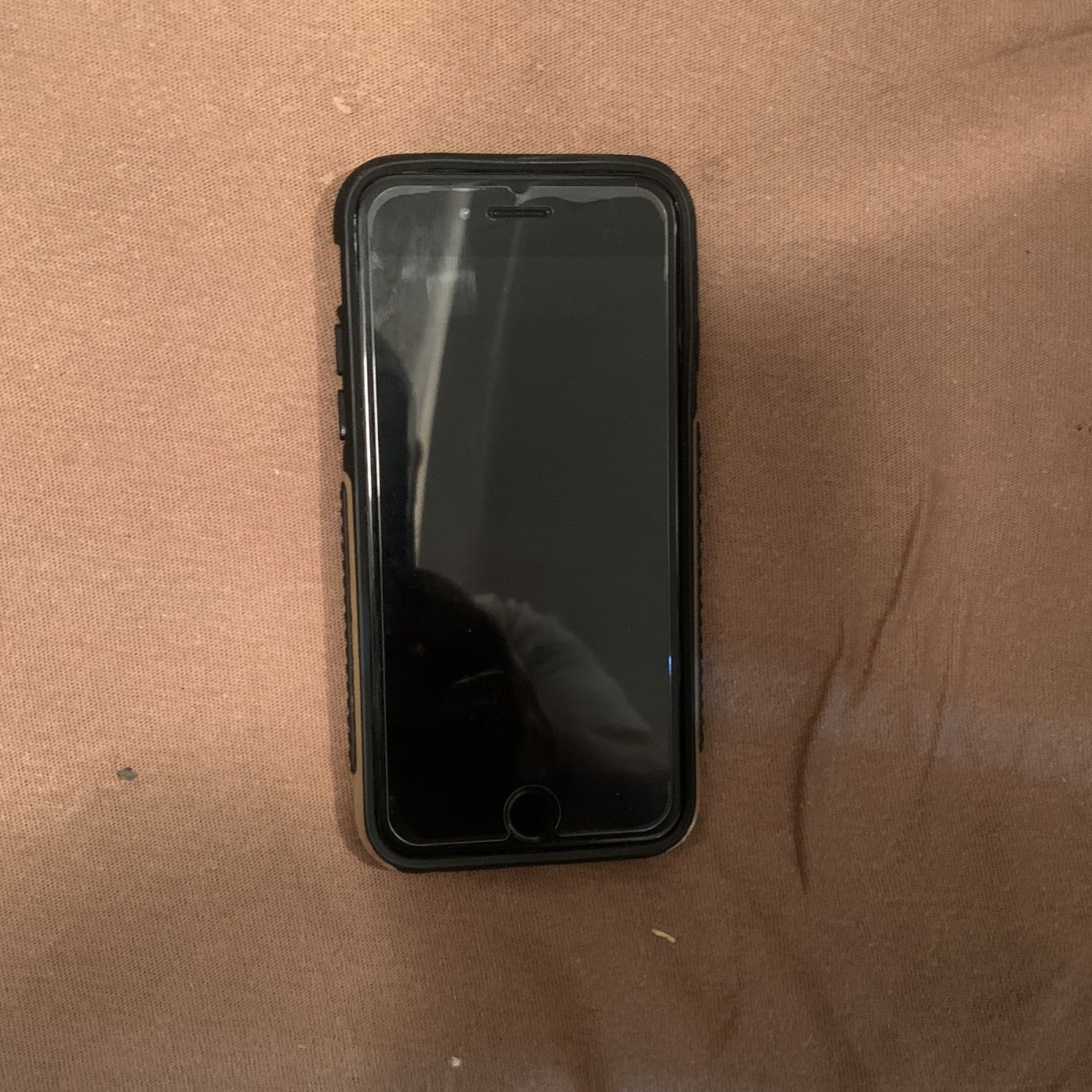 iPhone 6s 16 GB ,color Gris ,USB Cable ,wi Fi,Bluetooth And GPS 