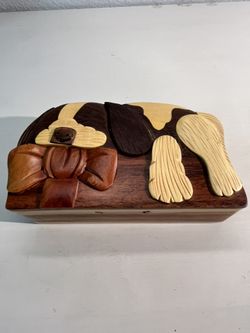 Carver Dan's Wooden SLEEPING DOG Puzzle Box  - Handcrafted w Exotic Hardwoods