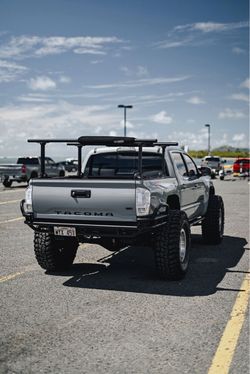 Thule Xsporter Tacoma bed racks