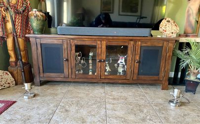 TV Stand/Media Console - Solid Wood 68”L TV