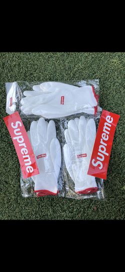 Supreme gloves