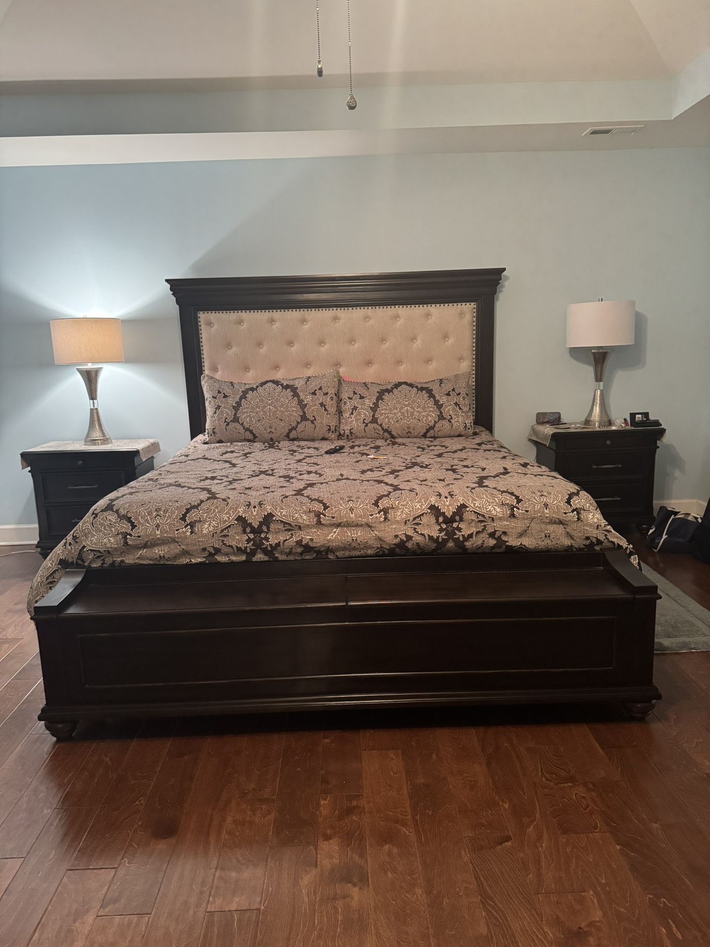 King Upholstered Bed with Storage Bench Bedroom set with King Mattress n Box spring