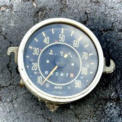 Vintage Speedometer Gauge, Classic Car / Restoration
