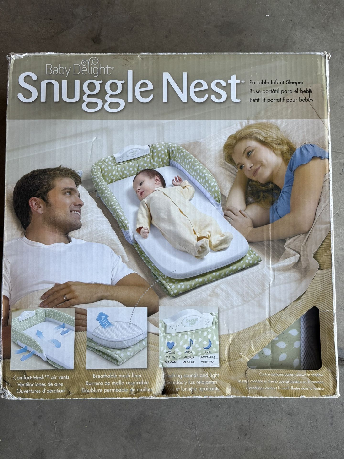 SNUGGLE Nest Portable Infant Sleeper
