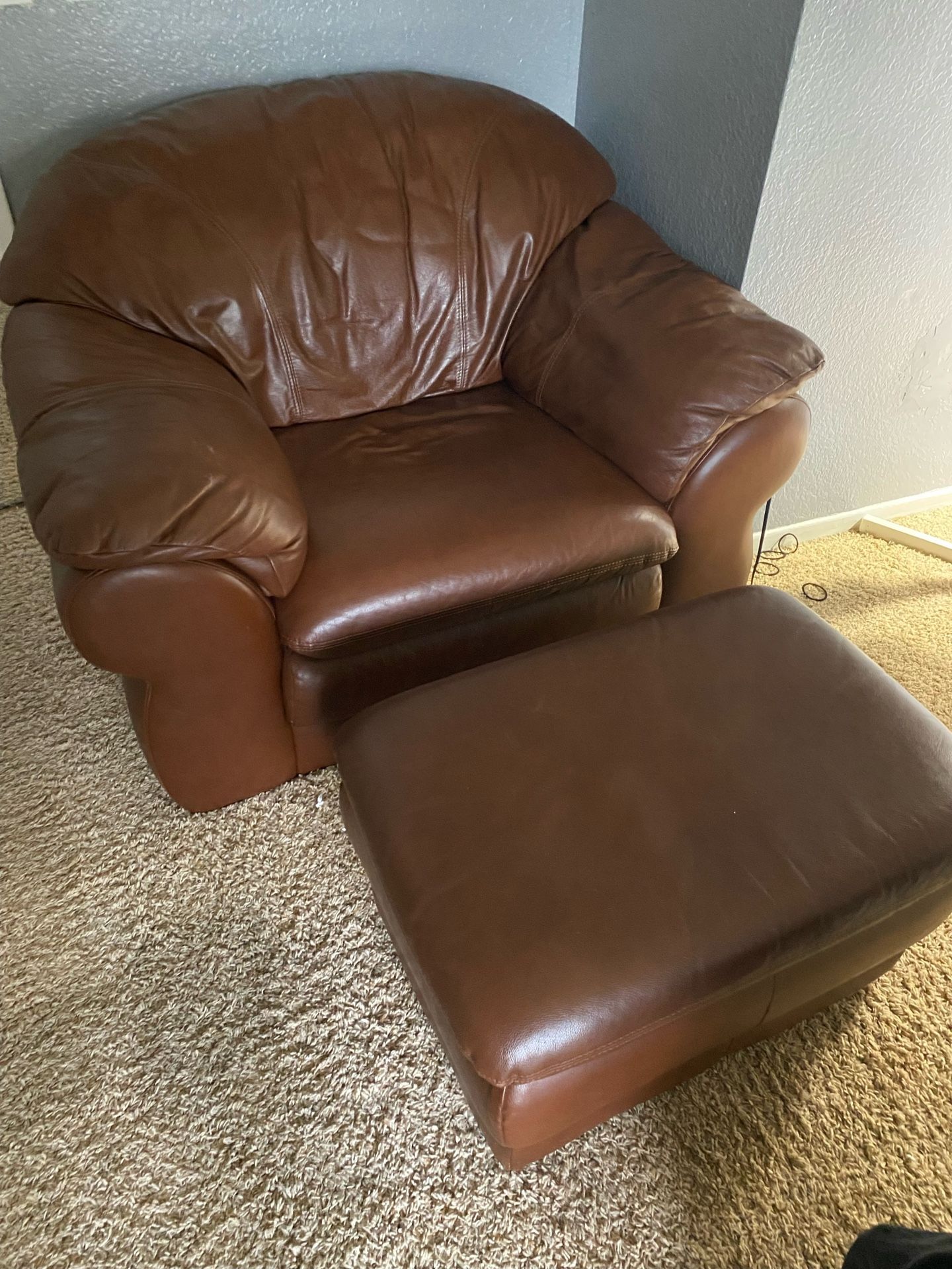 Oversized Leather La-Z-Boy chair & Ottoman