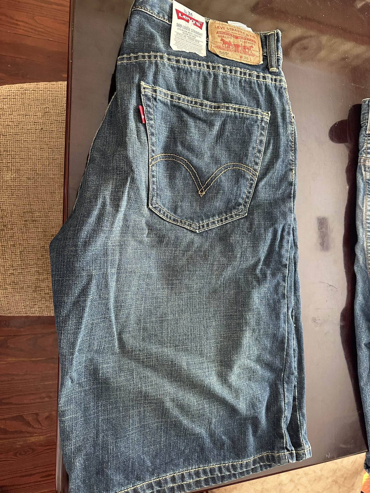 Men’s New Levi Shorts