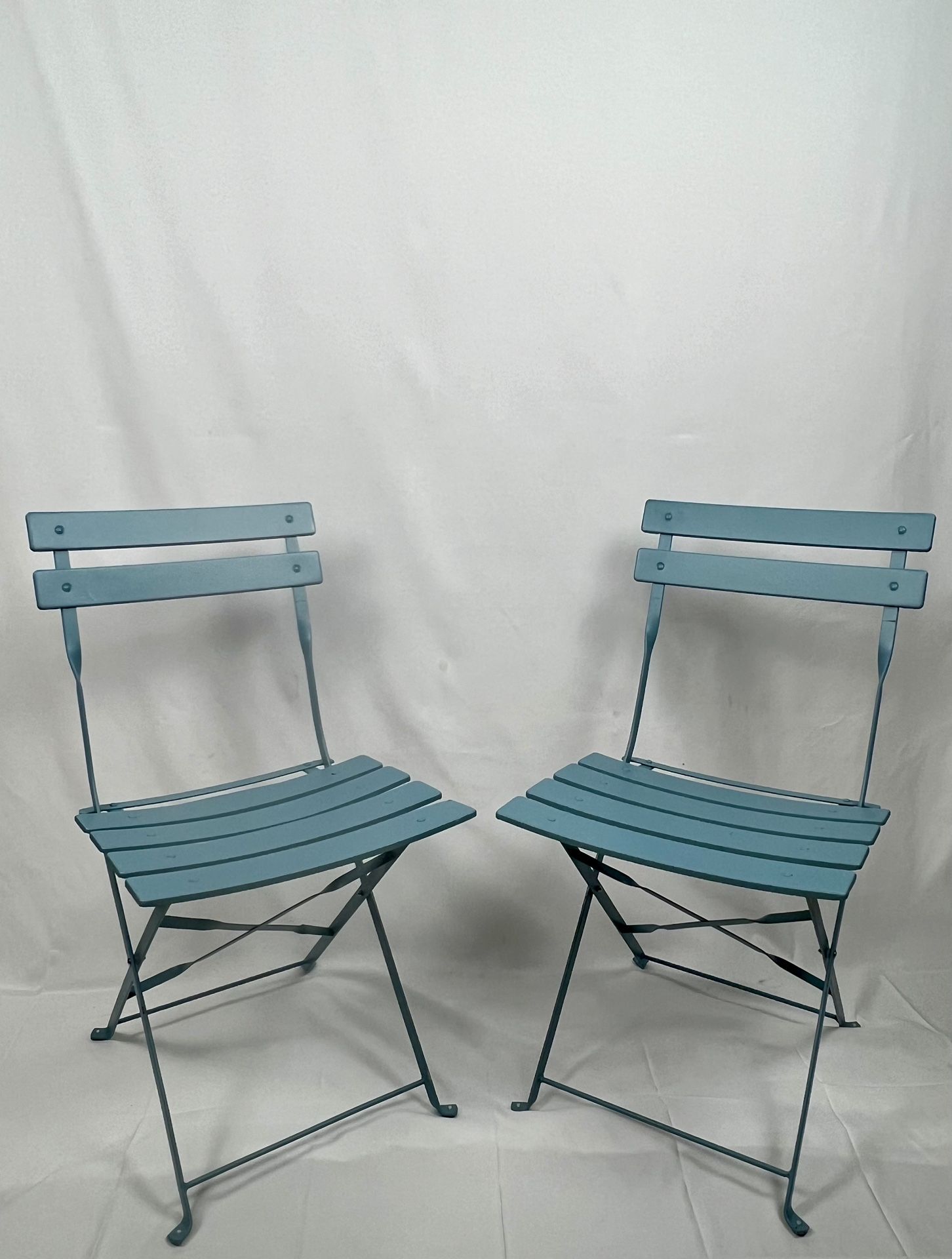 Outdoor French Folding Bistro Chairs, Pair - Light Bluew