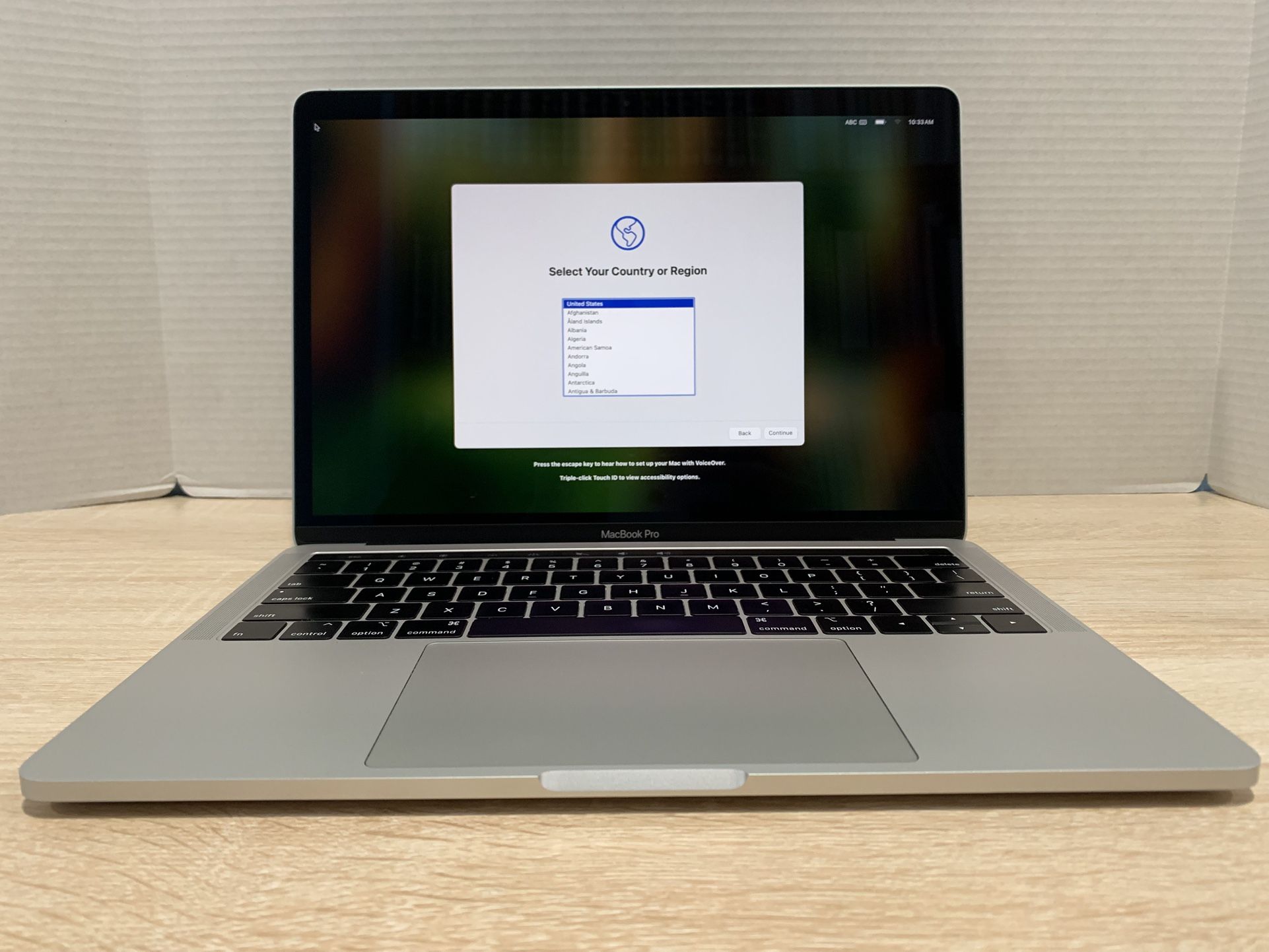 $380, 16GB RAM, 2019 MacBook Pro 13", 256GB SSD, Touch Bar