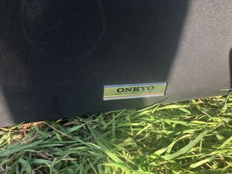 Onkyo floor speakers