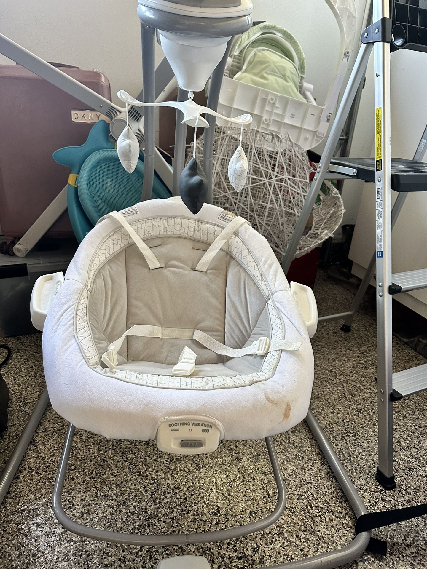Graco Infant swing 