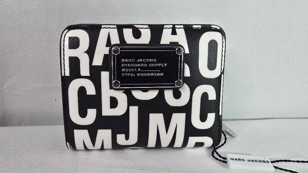 Marc Jacobs Wallet