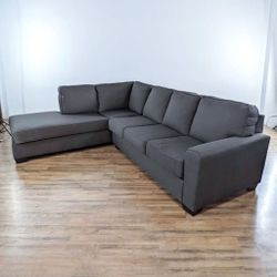 Living Spaces McDade 2pc Modern Sectional Sofa with Leftside Chaise