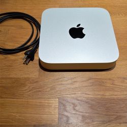 Mac mini M2 PRO
