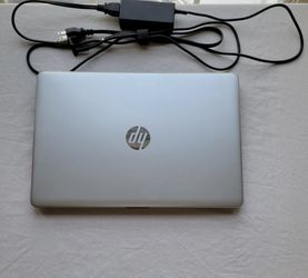 HP Jaguar 15.6" Touch Natural Silver Laptop
