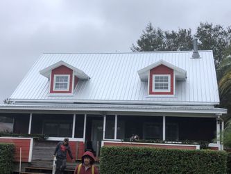 Metal Roofing  Estamo Haciendo  Estimado  Gratis 