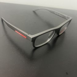 Prada Glassed