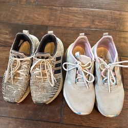 Lot Of 2 Pairs Of Adidas Sneakers For Girls Size 3,5 & Size 4