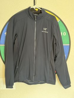 ARC'TERYX Men's Atom LT Jacket Navy Blue Size Medium