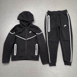 Nike Tech Track Suit Reflective 