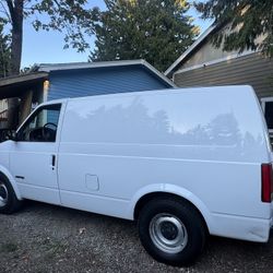 2000 Chevrolet Astro Van