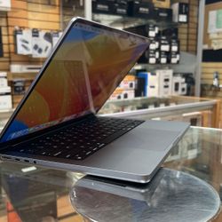 14”MacBook Pro M1 16 Ram 512SSD