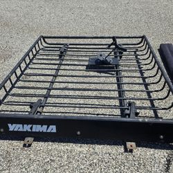 Yakima MegaWarrior Cargo Basket, Spare Tire Carrier, And Locks