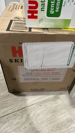Huggies skin essentials size 1 diapers