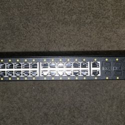 NETGEAR M4250-26G4F-PoE++ Managed Switch