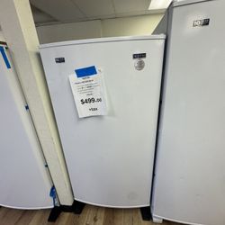 Upright Freezer 