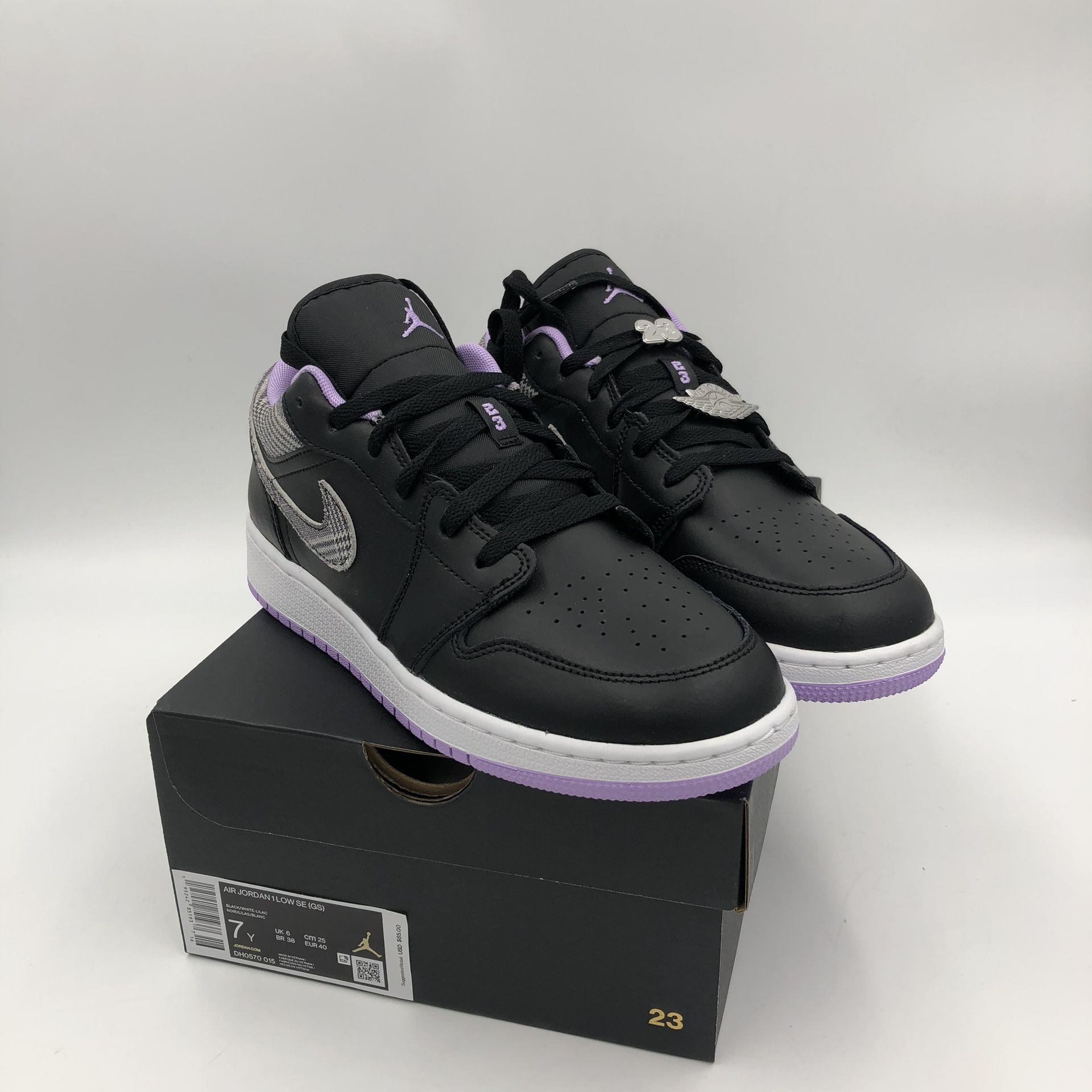Nike Air Jordan Low SE GS Size 7Y Womens Plaid Black Lilac